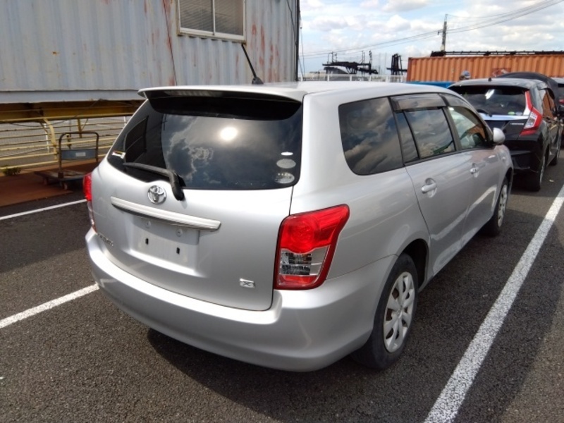 COROLLA FIELDER