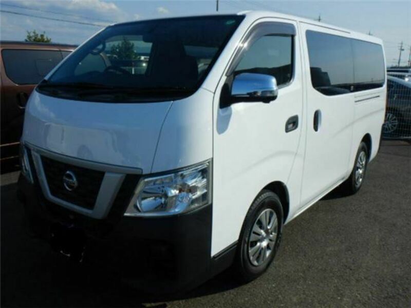 NV350 CARAVAN-1