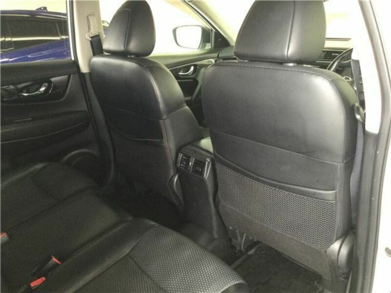 X-TRAIL-33