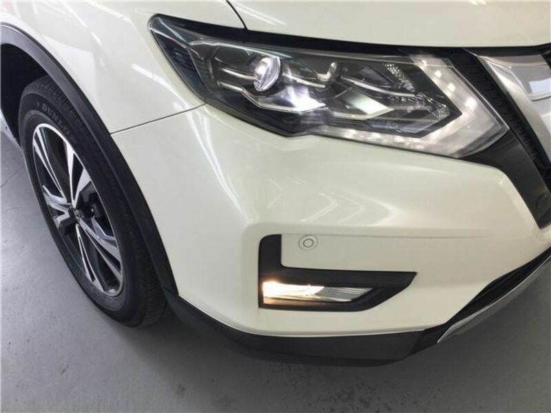 X-TRAIL-37