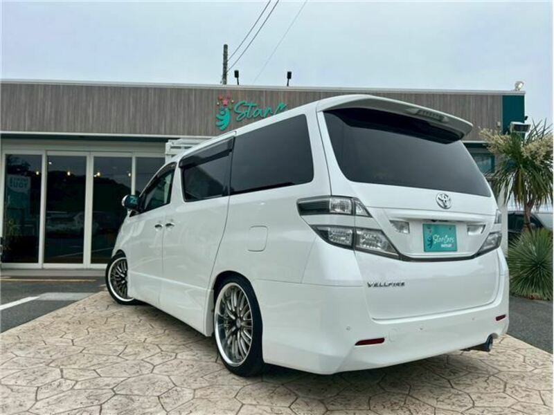 VELLFIRE-8