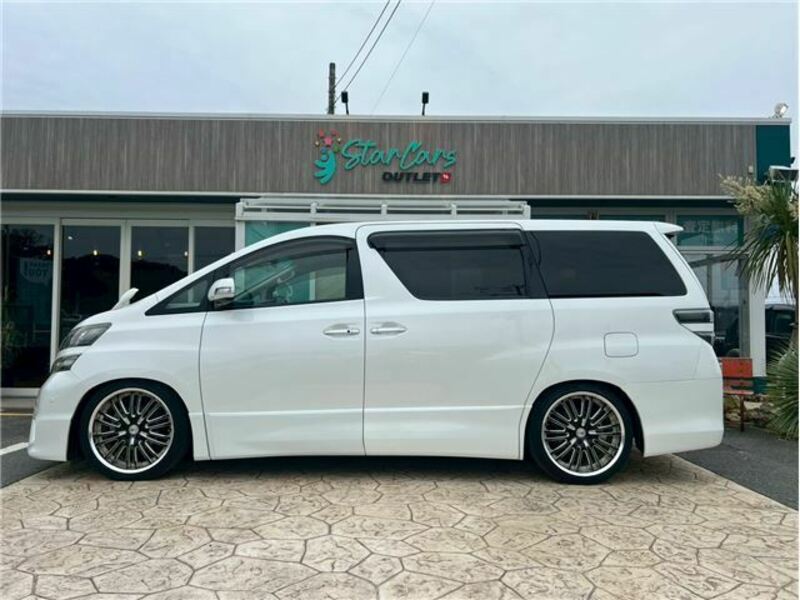 VELLFIRE-11