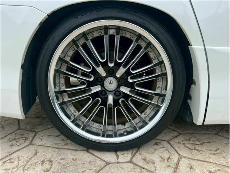 VELLFIRE-12