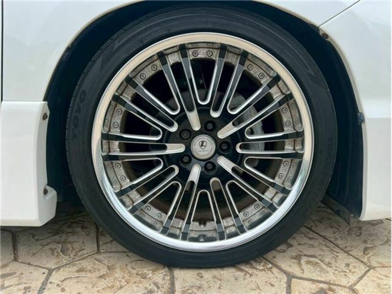 VELLFIRE-13