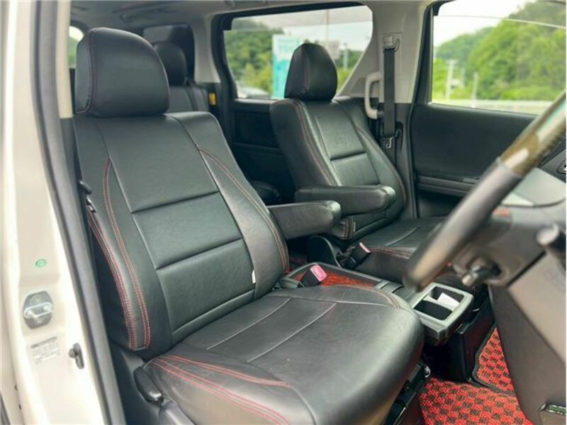 VELLFIRE-35
