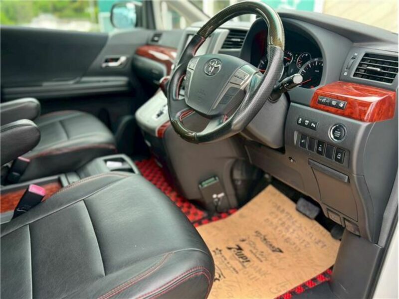 VELLFIRE-36