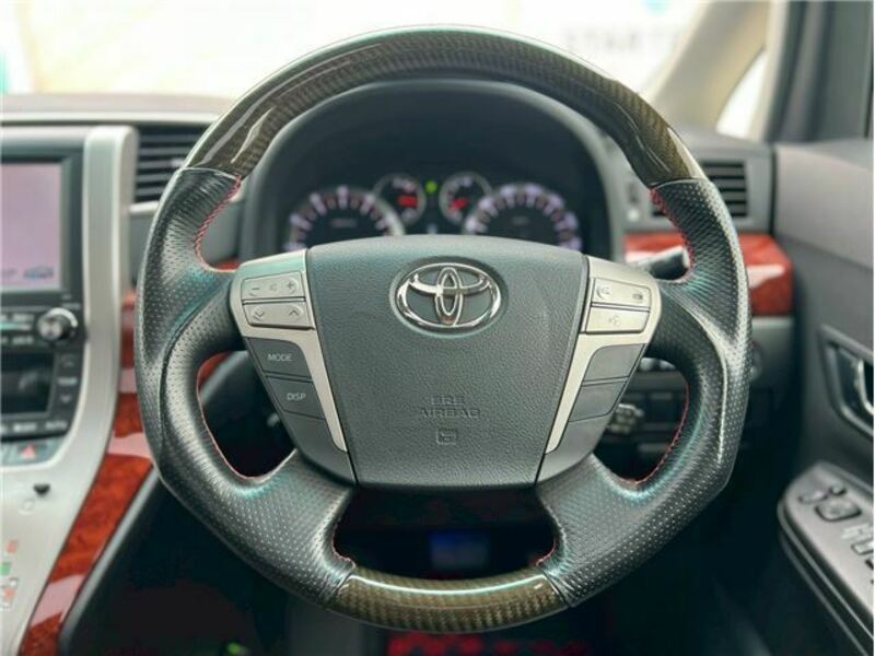 VELLFIRE-39