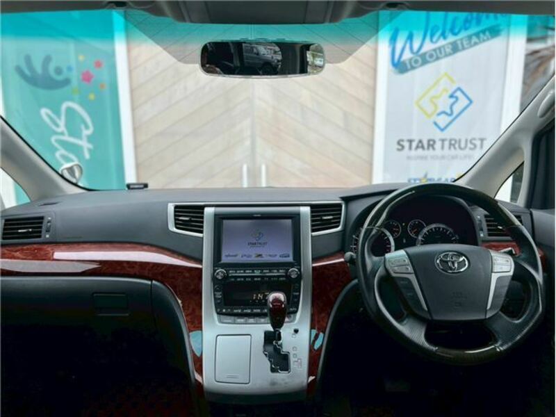 VELLFIRE-40
