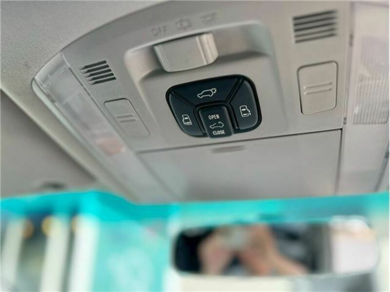 VELLFIRE-48