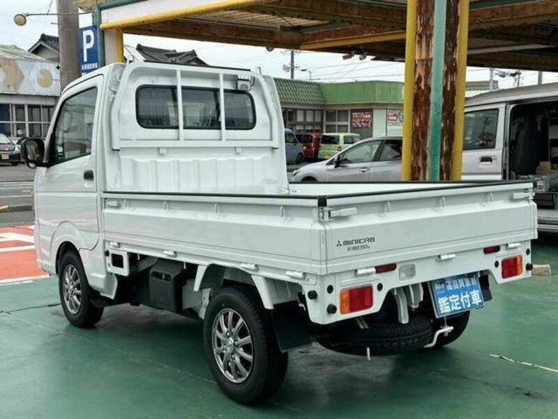 MINICAB TRUCK