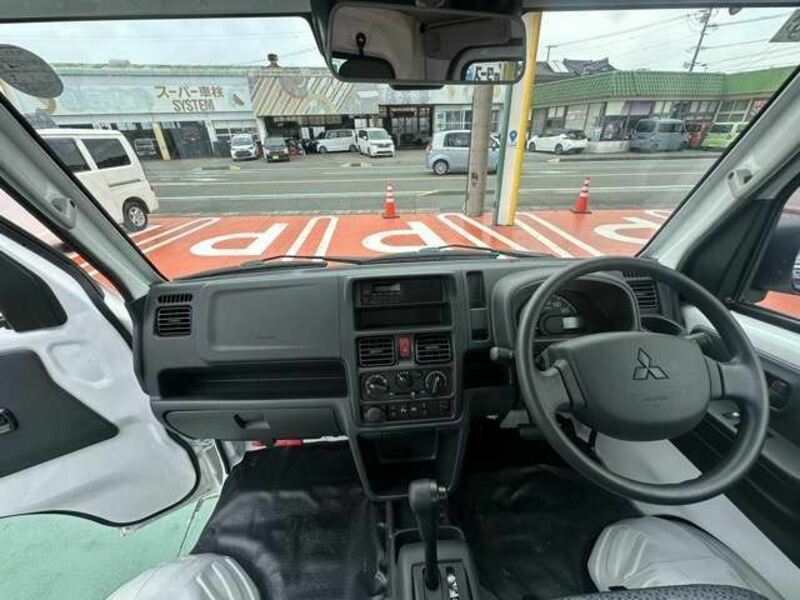 MINICAB TRUCK