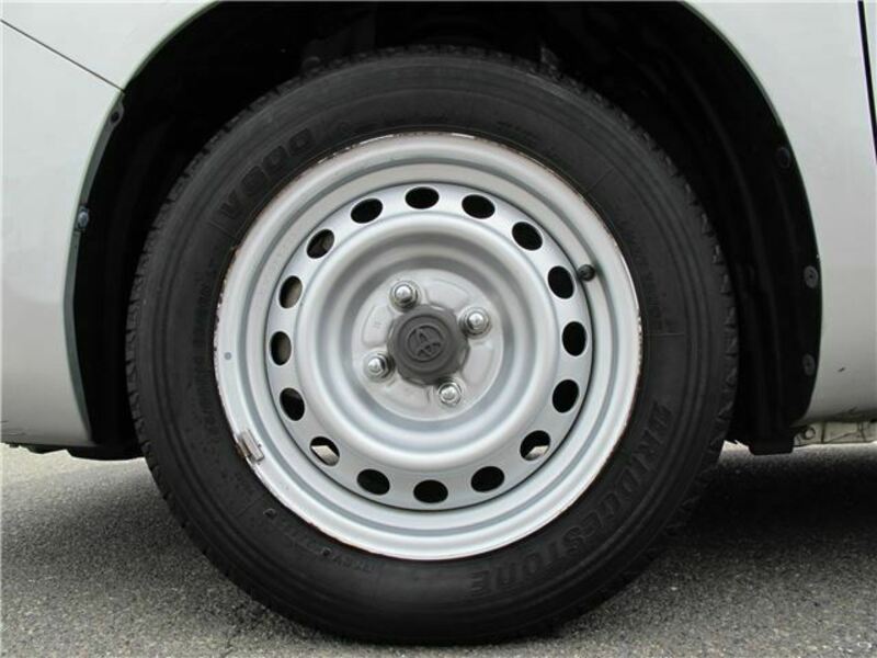 SUCCEED VAN