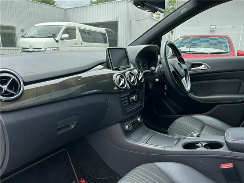 B-CLASS