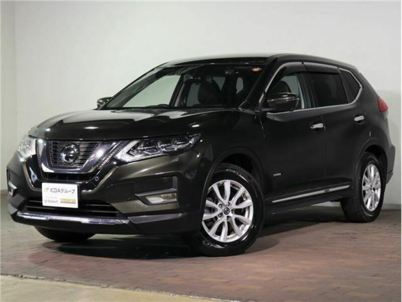 X-TRAIL