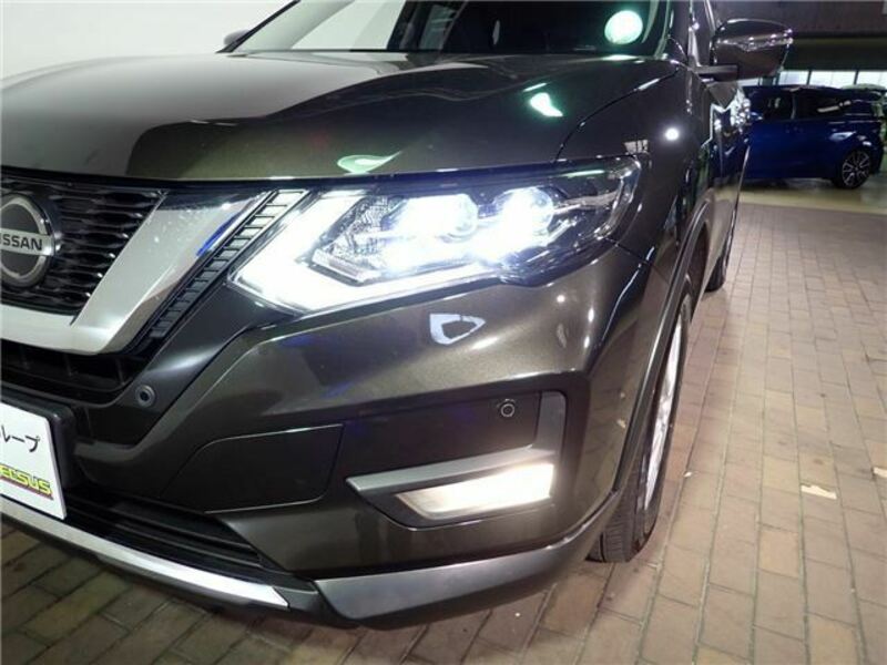 X-TRAIL-7