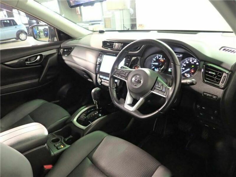 X-TRAIL-11