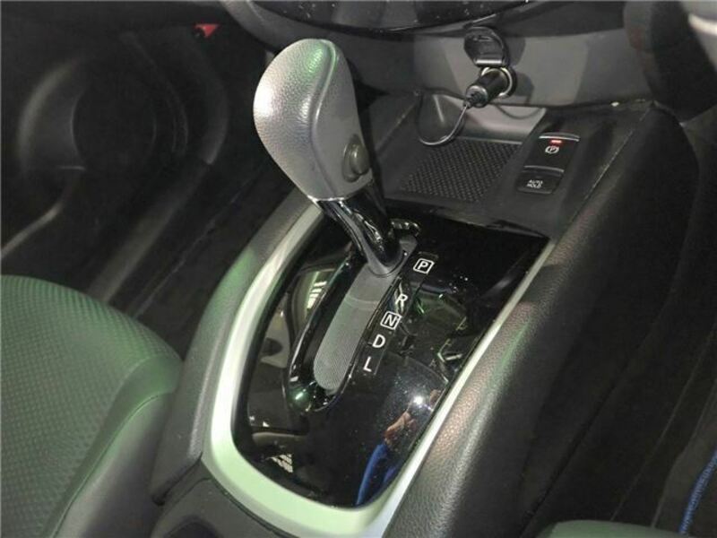 X-TRAIL-16