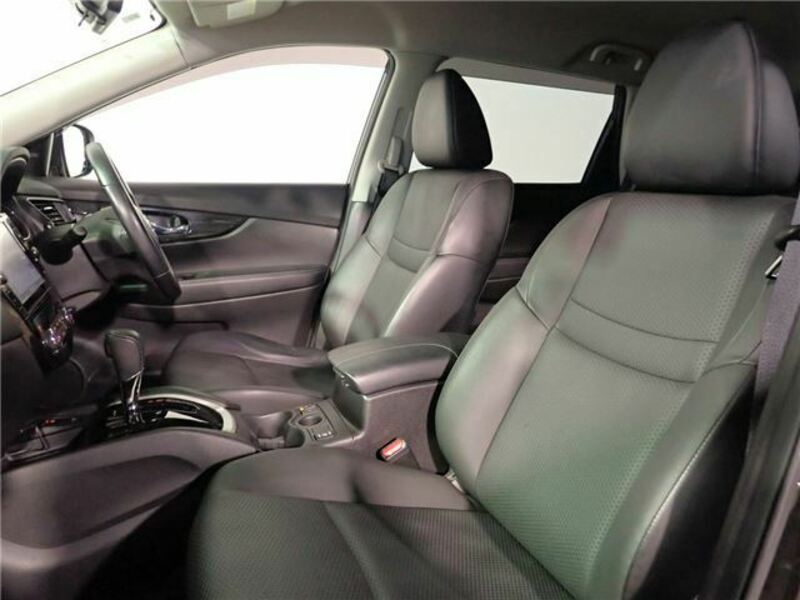 X-TRAIL-30