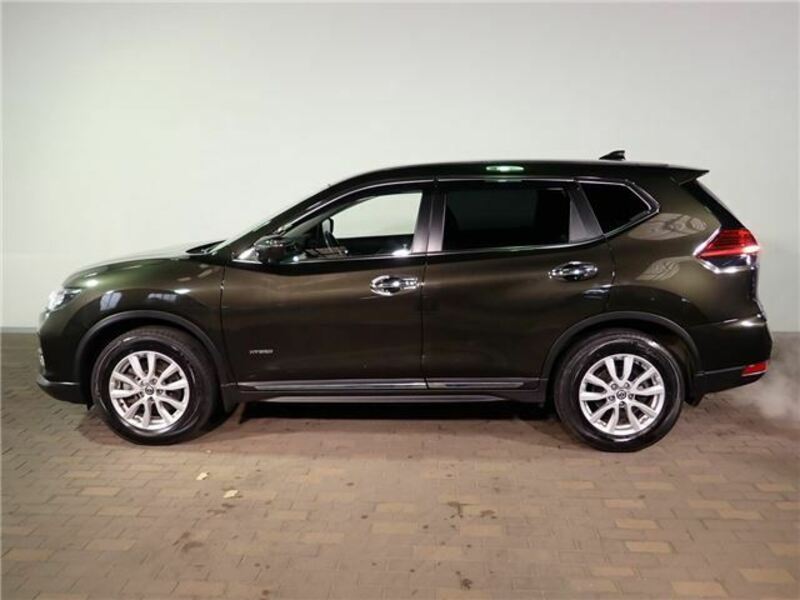 X-TRAIL-38