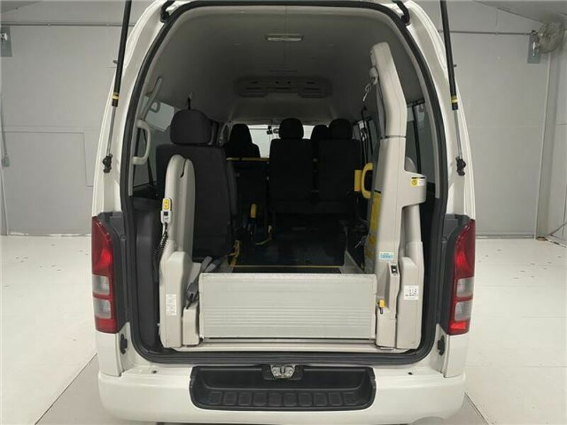 HIACE VAN-5