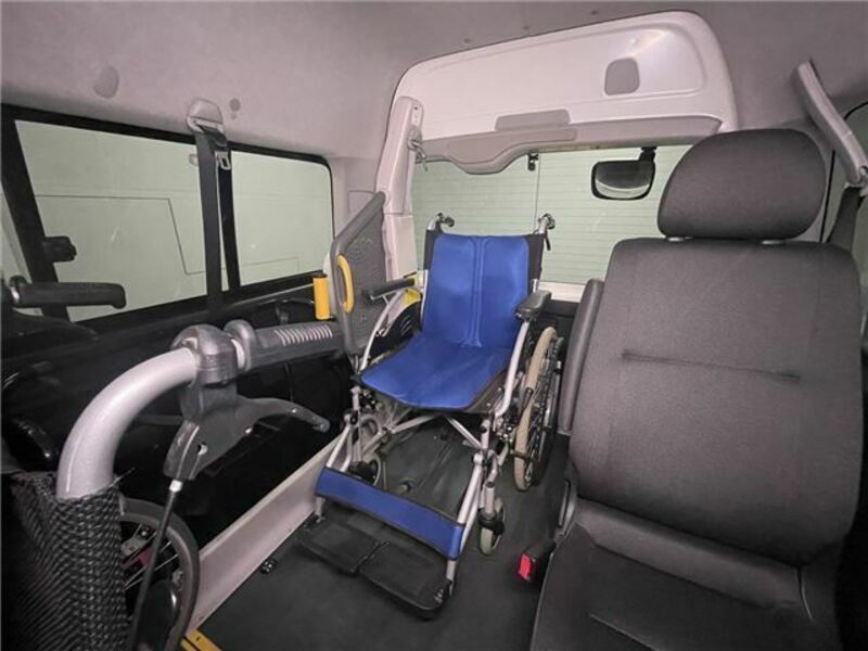 HIACE VAN-13