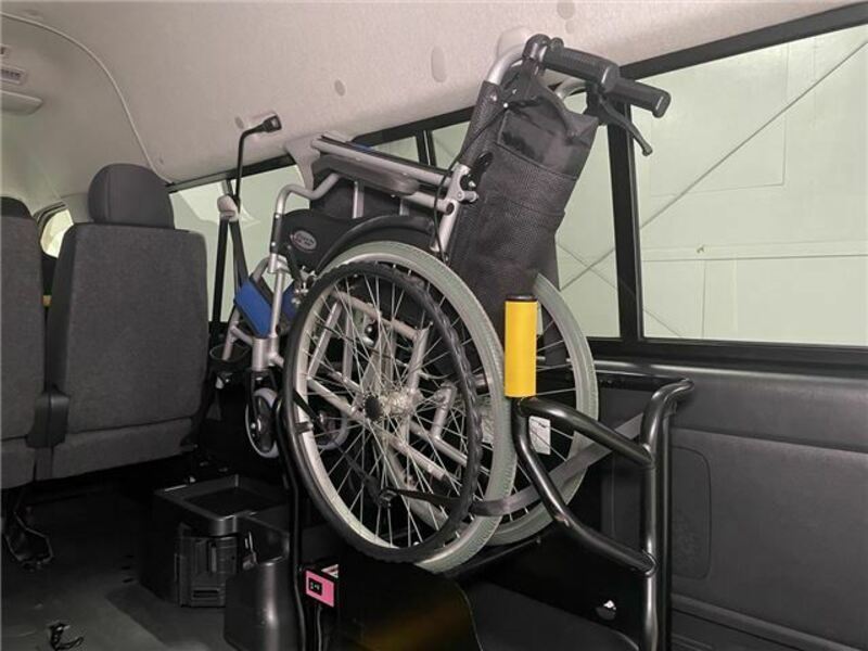 HIACE VAN-19