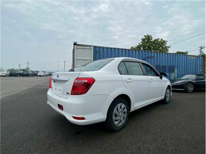 COROLLA AXIO