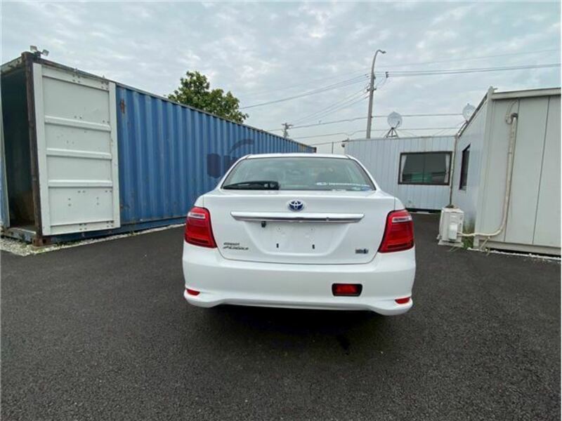 COROLLA AXIO