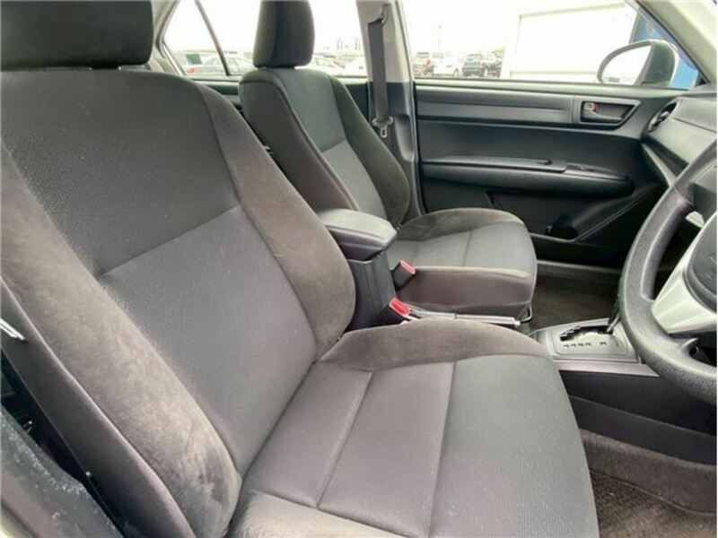COROLLA AXIO