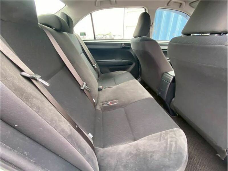 COROLLA AXIO