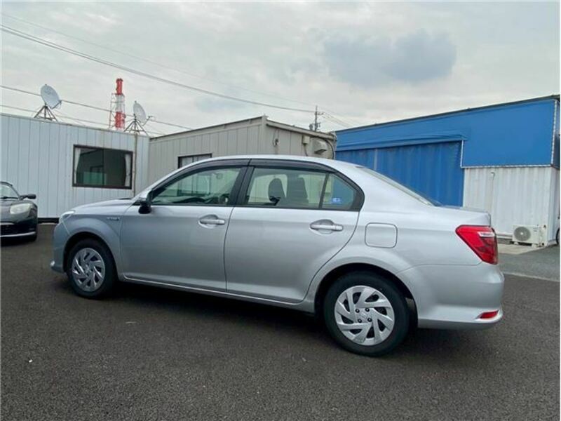 COROLLA AXIO