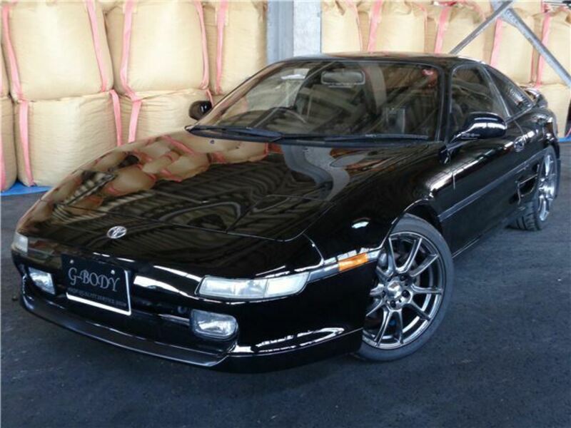 TOYOTA MR2