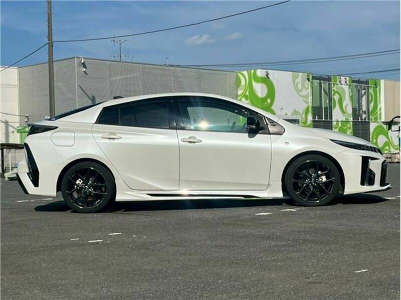PRIUS PHV
