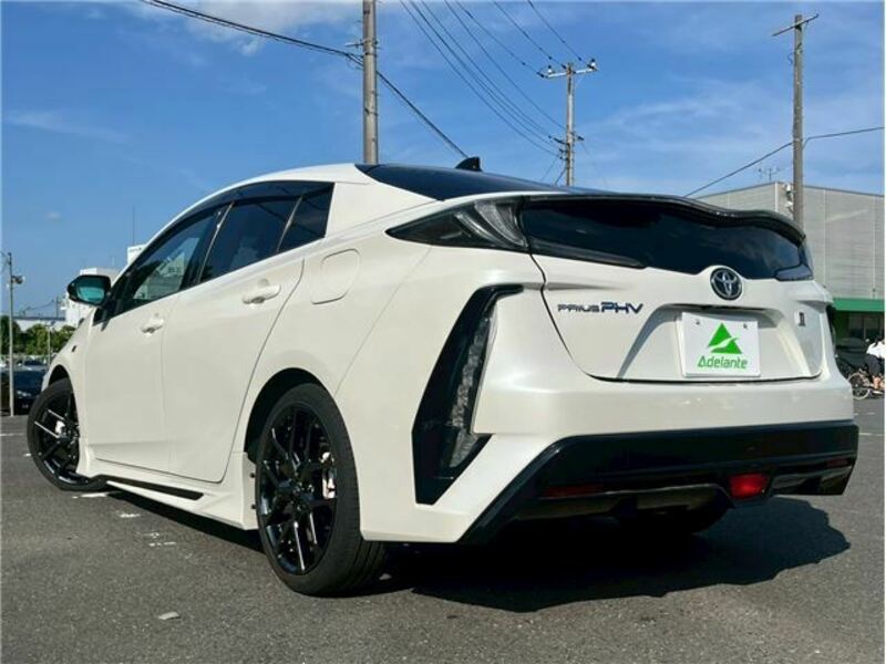 PRIUS PHV