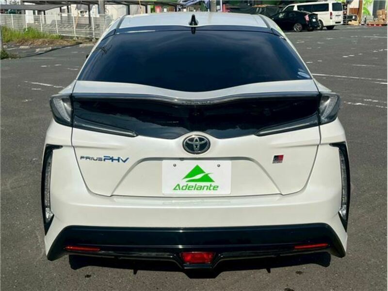 PRIUS PHV