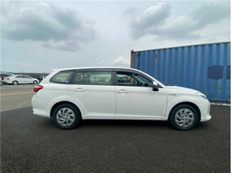 COROLLA FIELDER