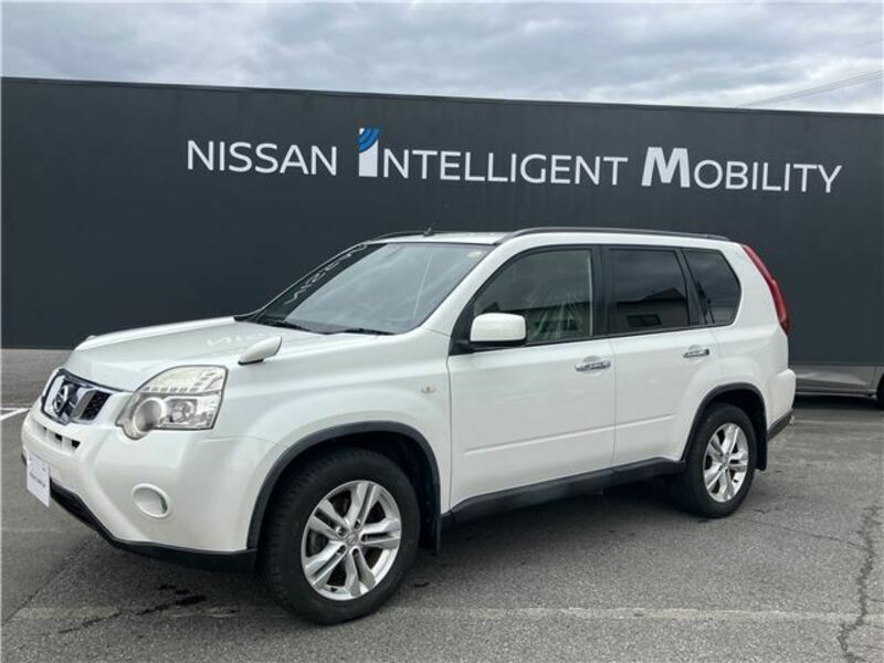 X-TRAIL
