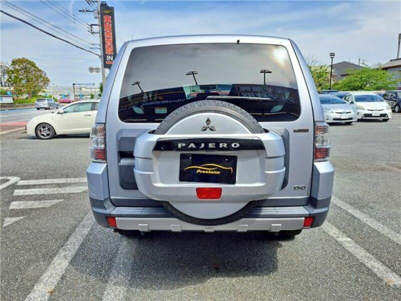 PAJERO