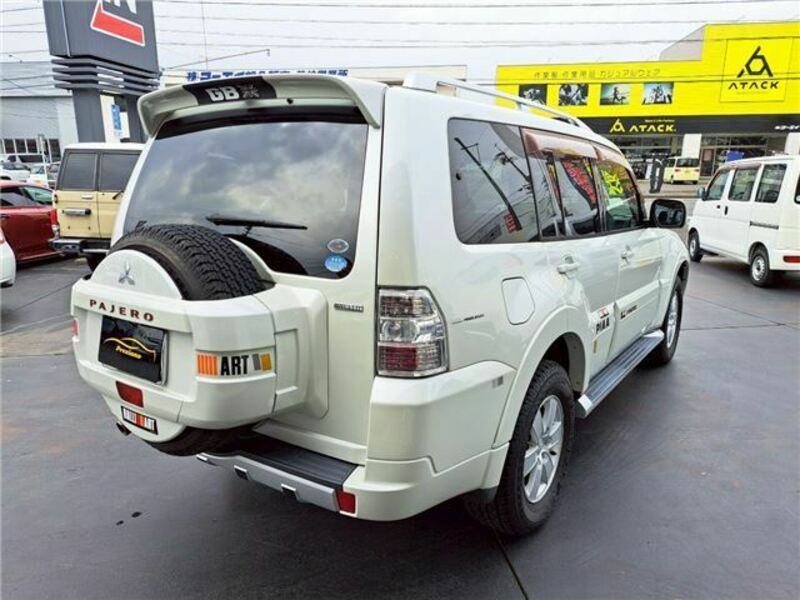 PAJERO