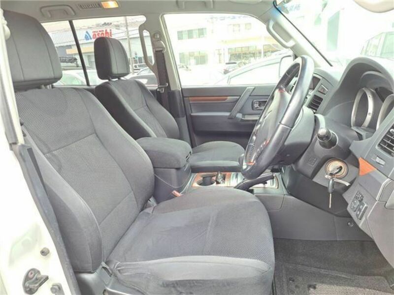 PAJERO
