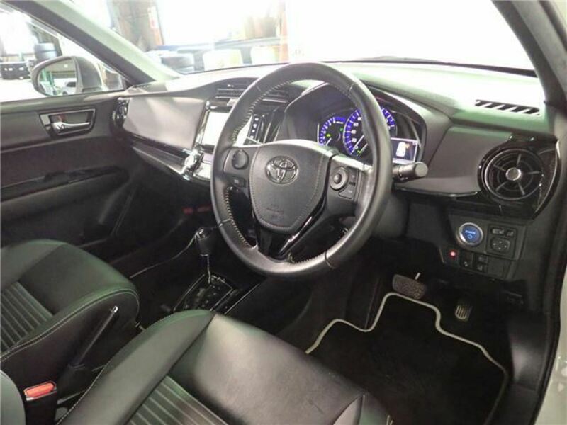 COROLLA FIELDER