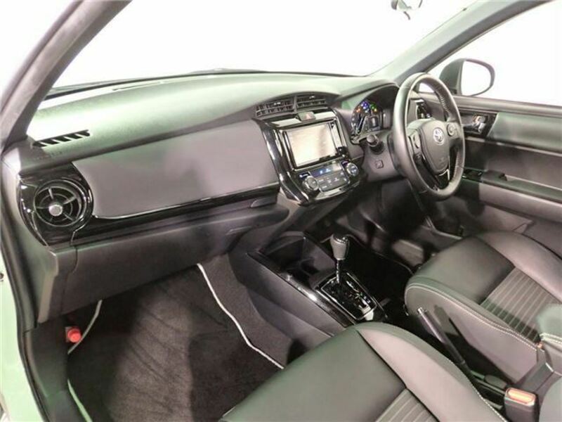 COROLLA FIELDER