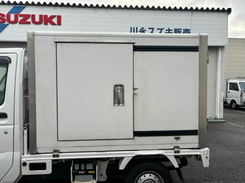 CARRY TRUCK