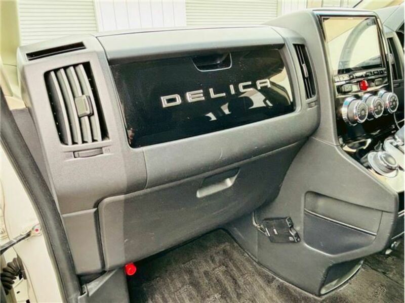 DELICA D5