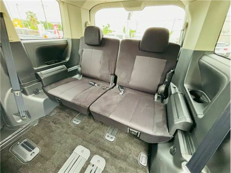 DELICA D5