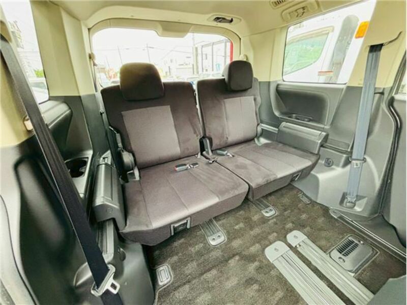 DELICA D5