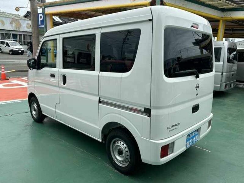 CLIPPER VAN