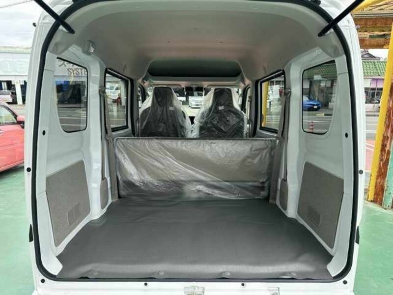 CLIPPER VAN