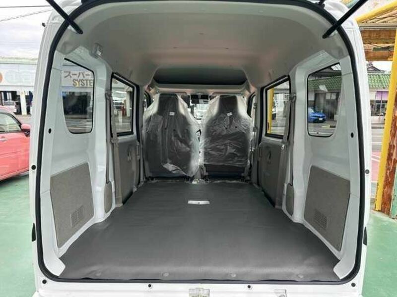 CLIPPER VAN