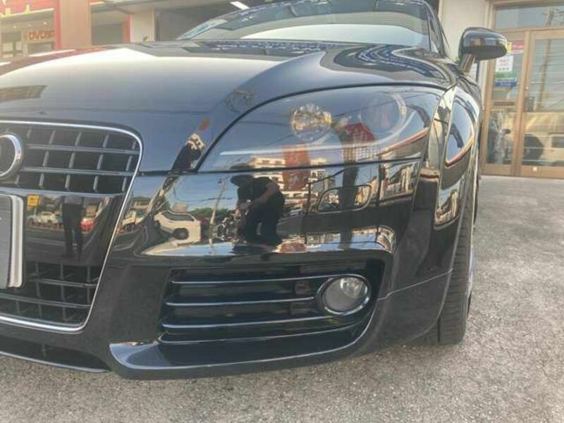 TT